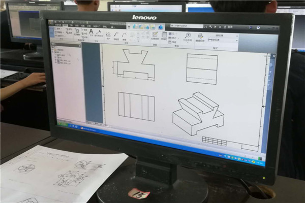 机电部成功举办工业产品CAD技能竞赛项目